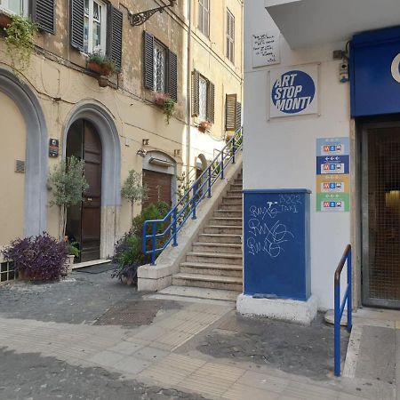 Apartament Monti'S Holiday Rzym Zewnętrze zdjęcie